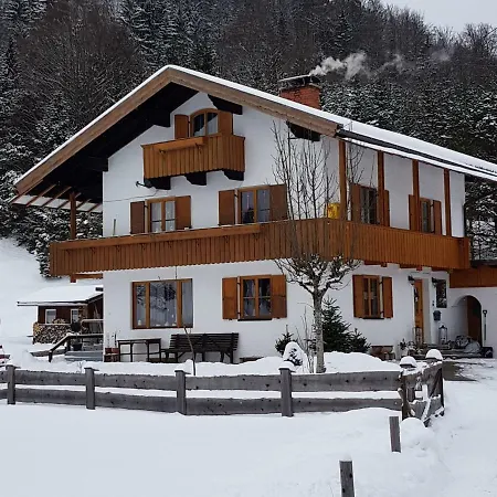Am Alten Skihang Lägenhet